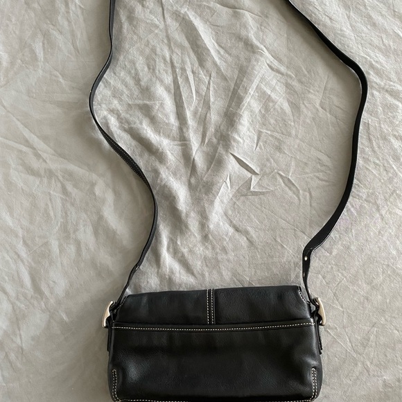 Crossbody black coach purse - Picture 2 of 3